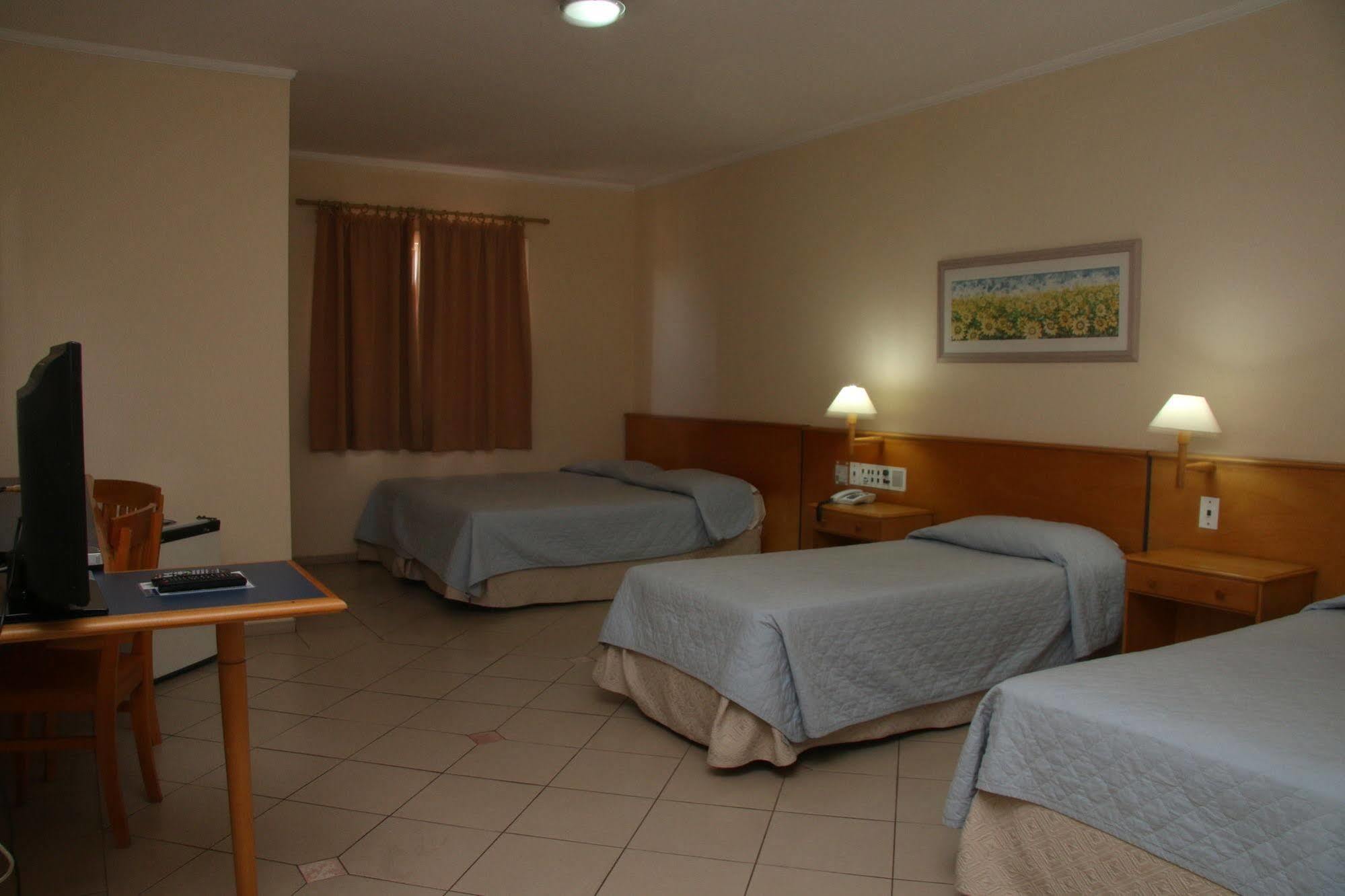 Jaguary Hotel Sumaré Eksteriør billede